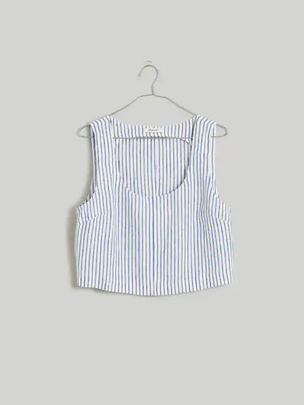 Scoopneck Crop Tank